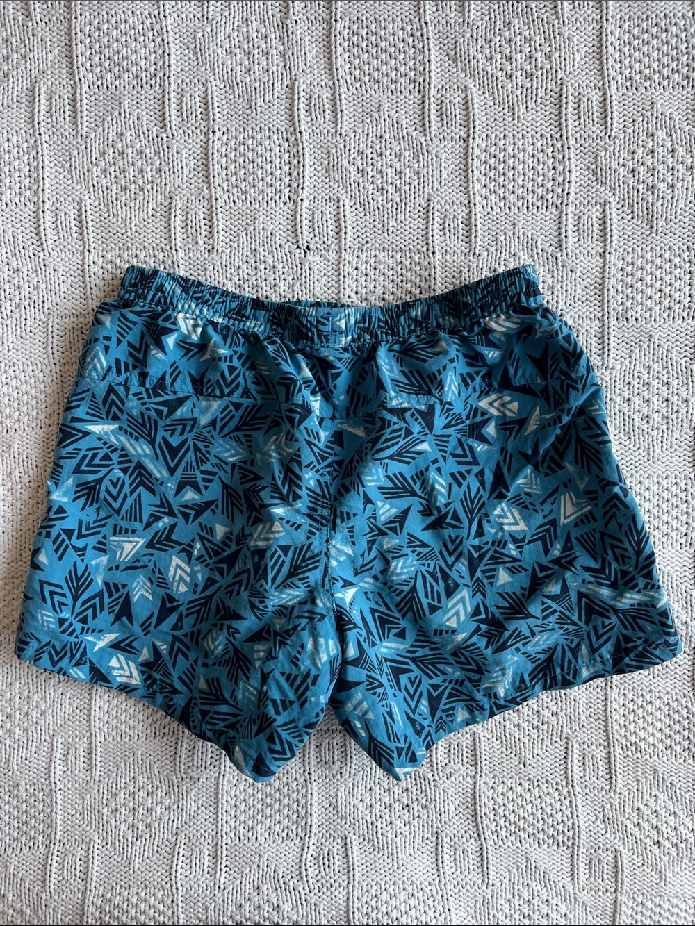 Patagonia® Worn Wear W's Baggies™ Shorts in Azure Geometric Aztec - 5" Sz S - Picture 11 of 12
